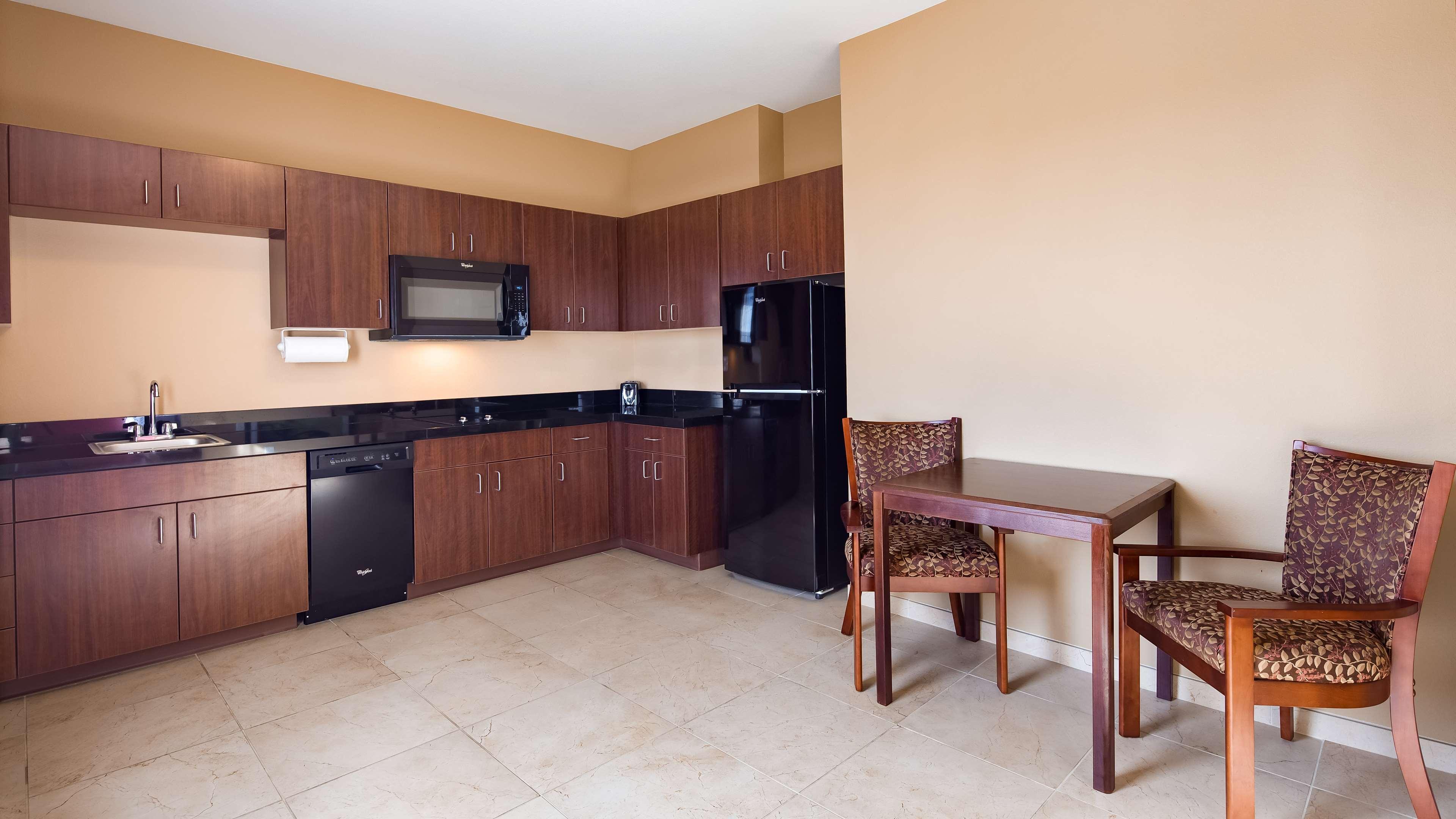 Best Western Plus Hudson Hotel & Suites Exterior foto