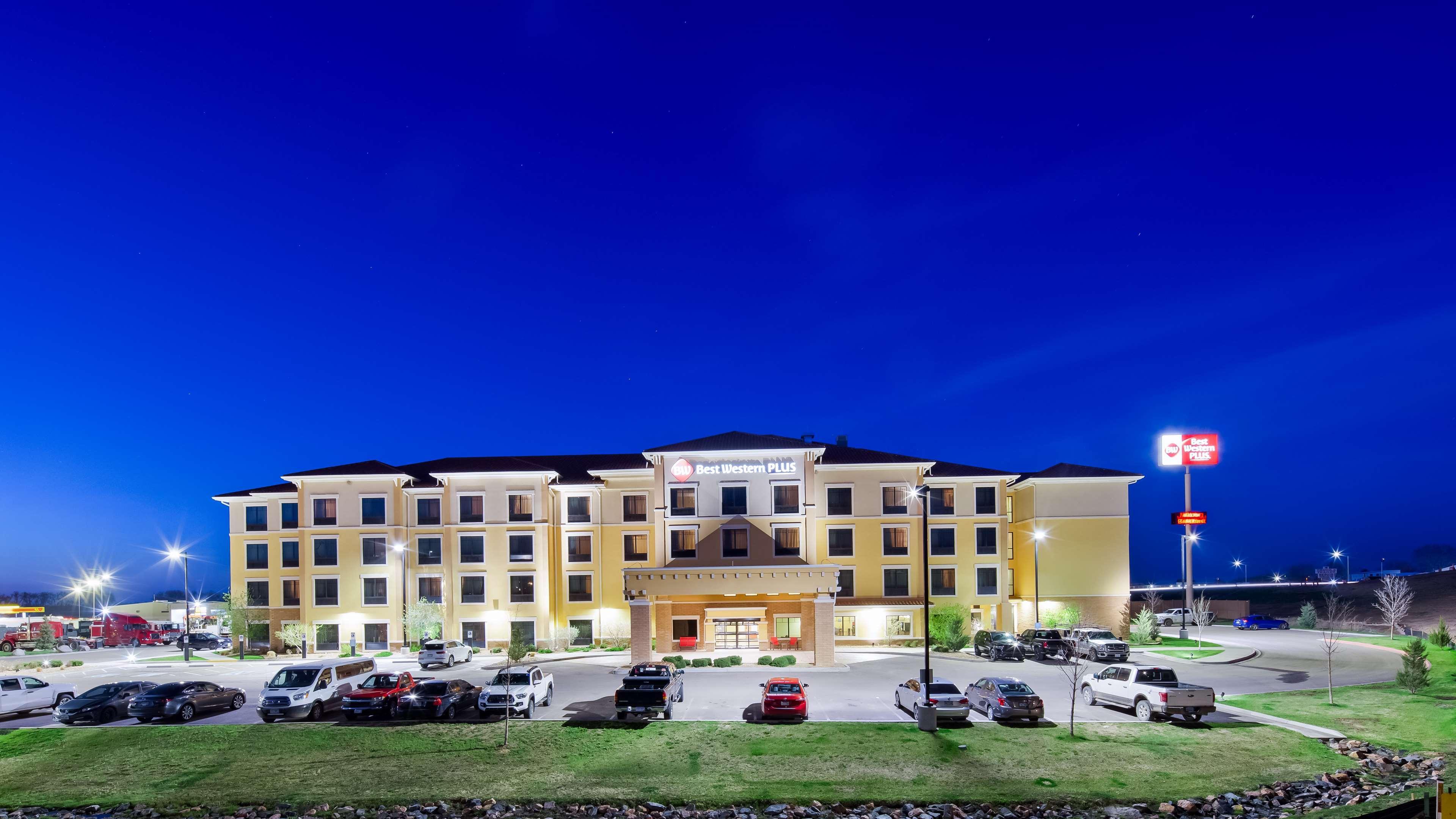 Best Western Plus Hudson Hotel & Suites Exterior foto